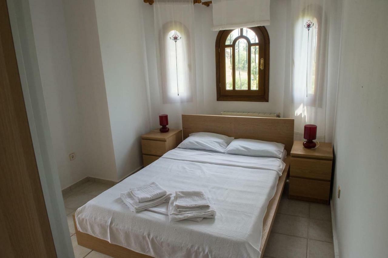 Villa Anna Nea Skioni Extérieur photo